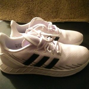 Adidas men's athletic shoes size 7